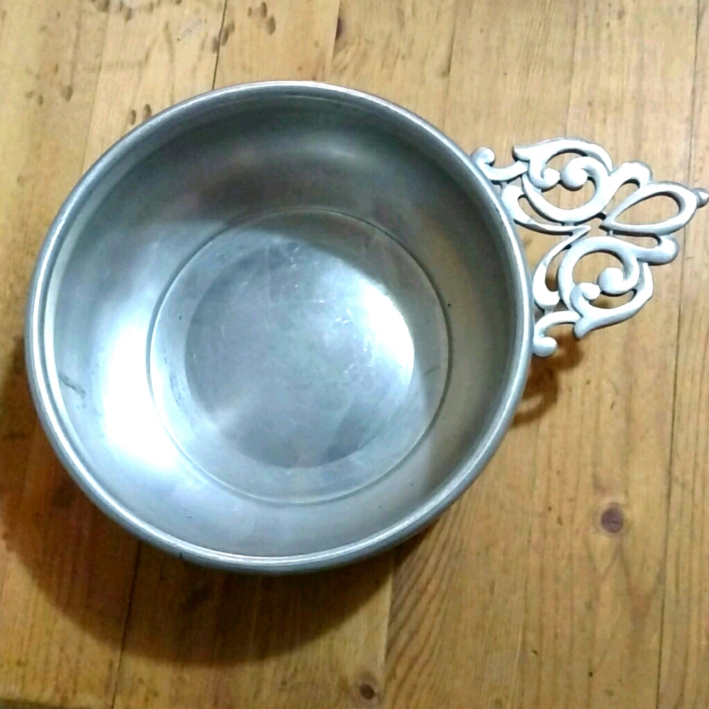Pewter Dish 7 x5" WEB EUC *tiny ding